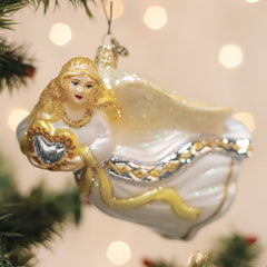 Angel With Heart Ornament – Elegant Christmas Tree Decoration