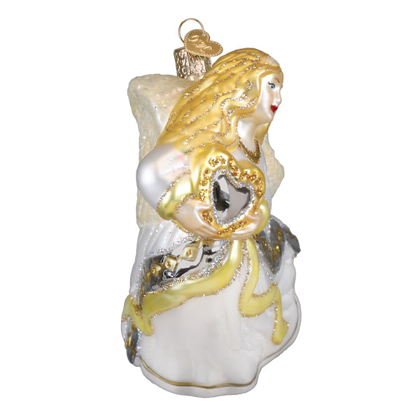 Angel With Heart Ornament – Elegant Christmas Tree Decoration