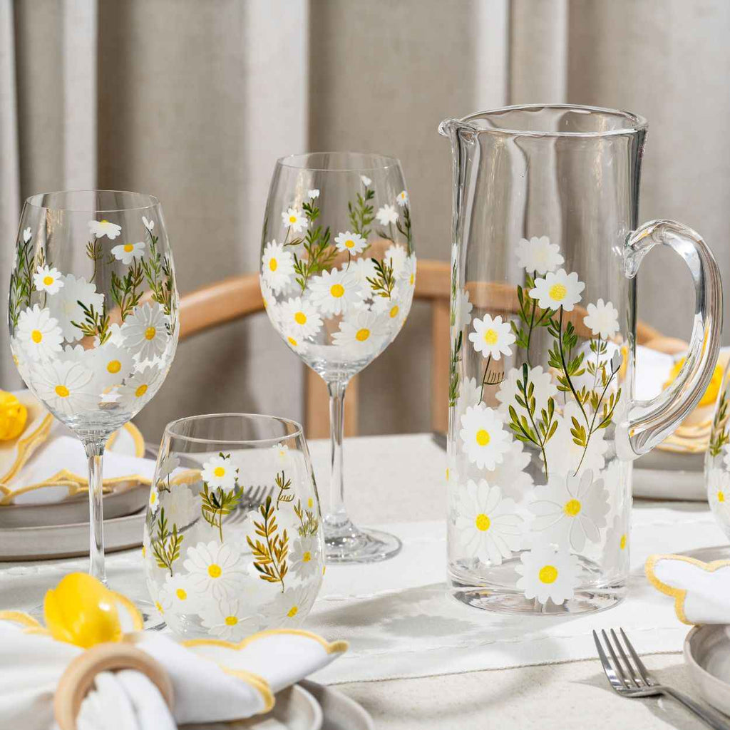 Hand-Painted Daisy Glass Pitcher – 62 oz