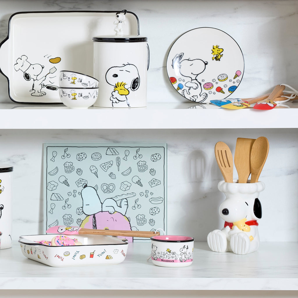 Lenox Chef Snoopy Figural Utensil Crock 4-Piece Set, porcelain (view 3)