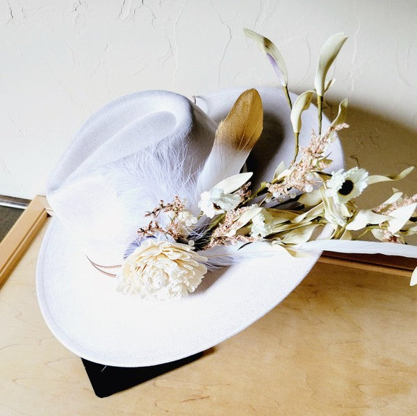 Boho Western Floral Feather Bridal Hat – Statement Wedding Hat