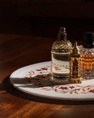 White Round Marble Inlay Platter – Handcrafted Mughal Pietra Dura Design