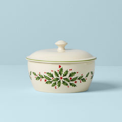 Lenox Holiday Covered Casserole Dish, porcelain