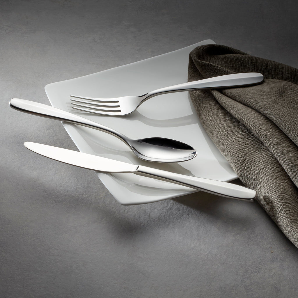 Oneida Oakwood 20-Piece Flatware Set, 18/0 stainless steel (view 4)