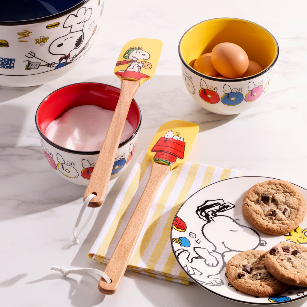 Lenox Chef Snoopy Yellow Spatulas, Set of 2, silicone (view 2)