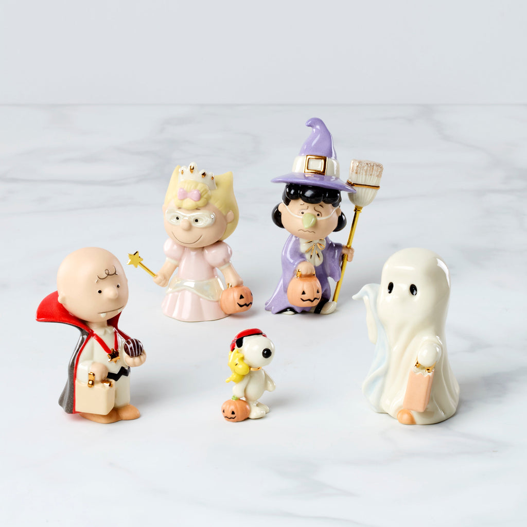 Lenox Peanuts Tricks and Treats 5 Piece Set, porcelain