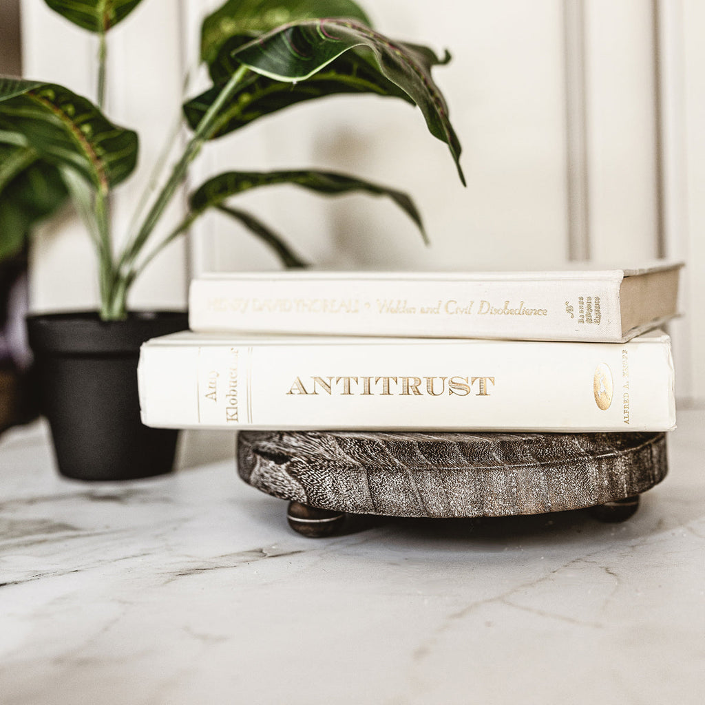Round Wooden Pedestal Tray – Rustic or Natural Paulownia Wood Display Stand