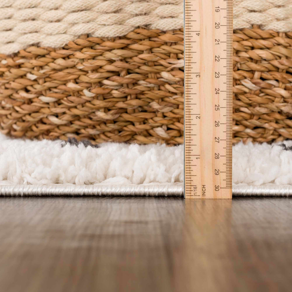 Chaia Dotted Black White Plush Rug – Modern Patterned Living Room Rug