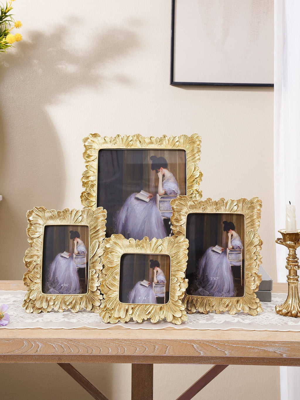 Elegant Leaf-Border Decorative Photo Frame