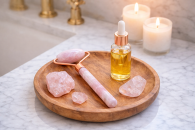 Rose Quartz Facial Roller – Cooling & Depuffing Massage Tool in Rose Gold