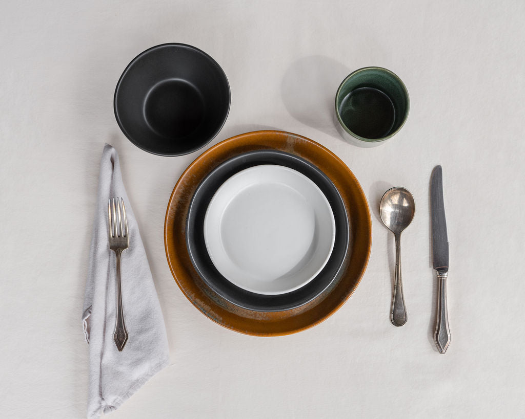 HAAND Skali 5-Piece Dinner Setting – Handcrafted Porcelain Dinnerware Set