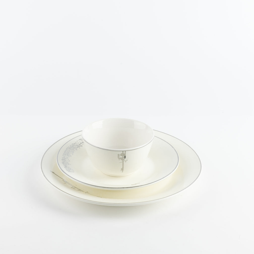 Liqa’a Dinner Set 18-Piece – Pearl White & Silver | Elegant Modern Tableware