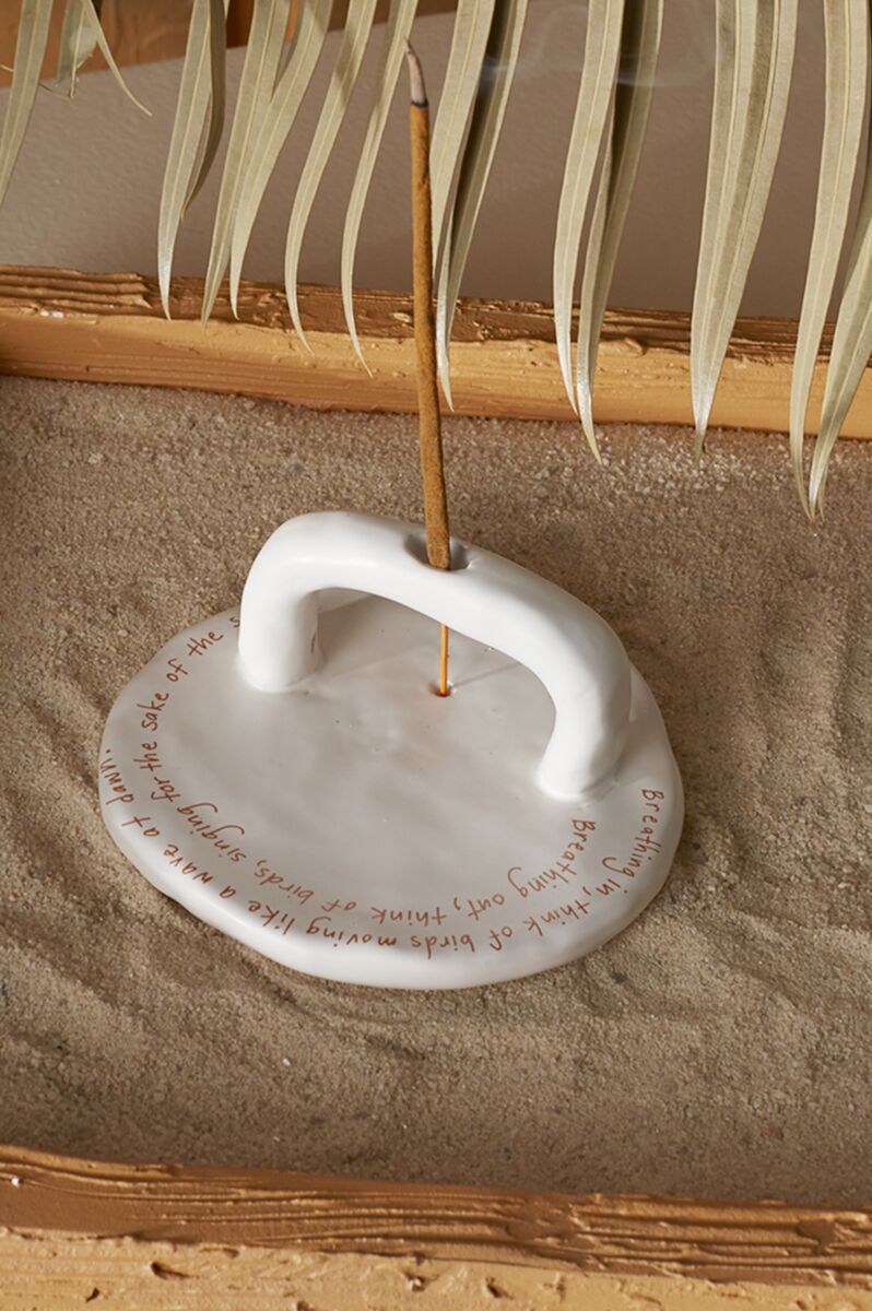Flume Ceramic Incense Holder – Minimalist White with Inspirational Script