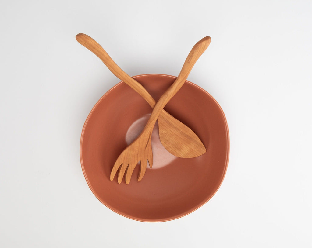 HAAND Fruit Bowl – Handcrafted Porcelain Serving Bowl