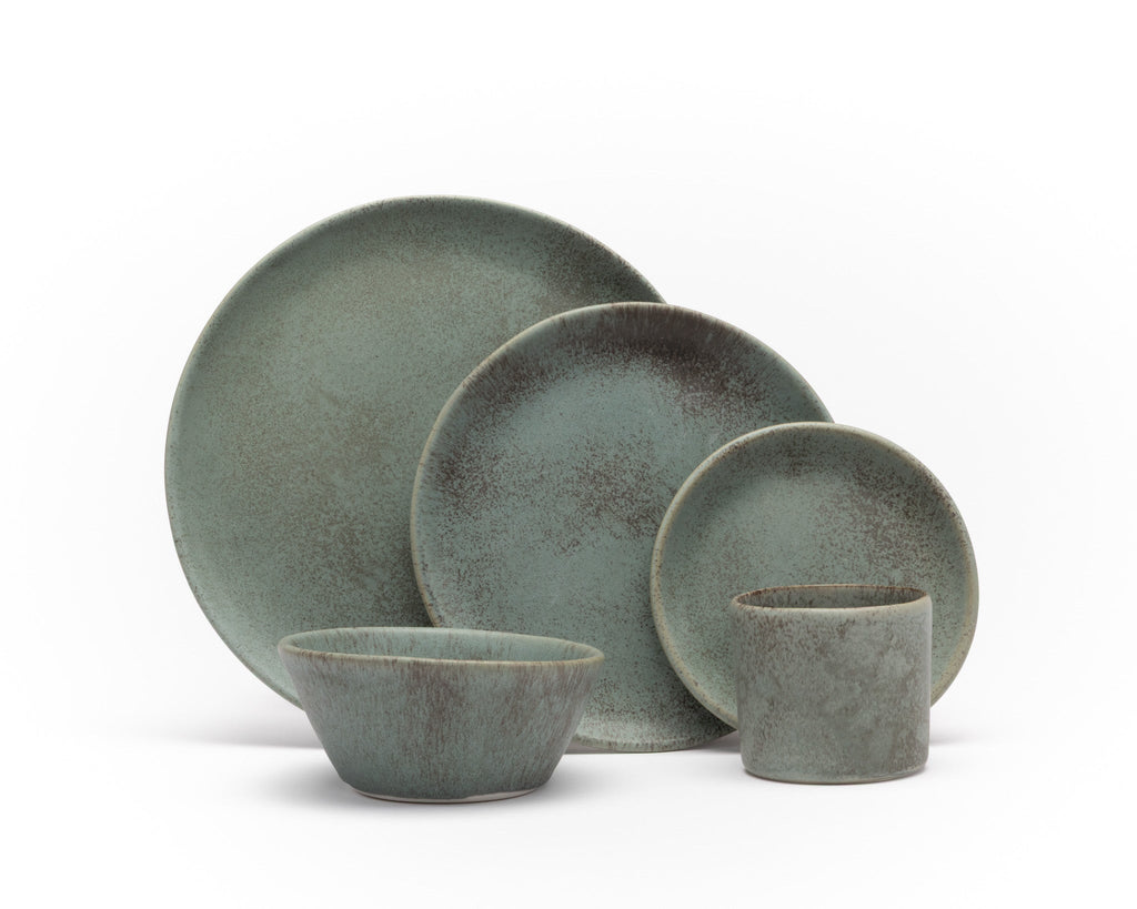 HAAND Hestia 5-Piece Dinner Setting – Handcrafted Porcelain Dinnerware Set