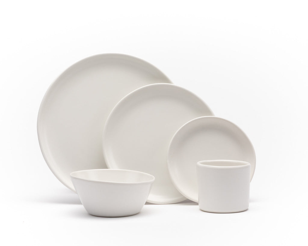 HAAND Hestia 5-Piece Dinner Setting – Handcrafted Porcelain Dinnerware Set