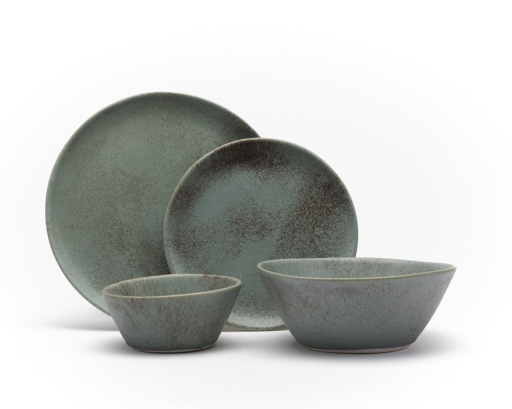 HAAND Hestia 4-Piece Dinner Setting – Handcrafted Porcelain Dinnerware Set