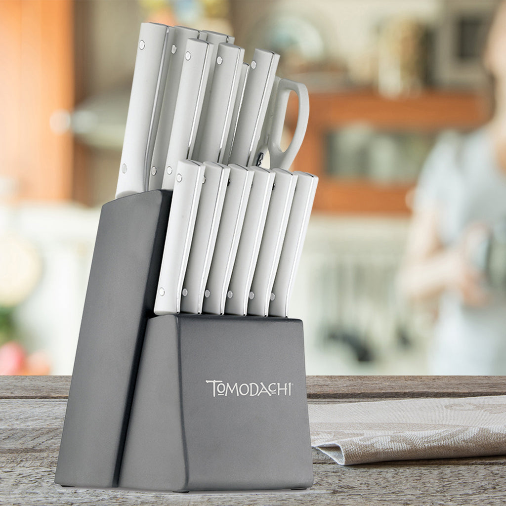 Hampton Forge Fuji 15-Piece Cutlery Set, plastic/stainless-steel (view 4)