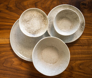 HAAND Hestia 7-Piece Dinner Setting – Handcrafted Porcelain Dinnerware Set