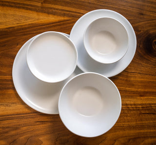 HAAND Hestia 7-Piece Dinner Setting – Handcrafted Porcelain Dinnerware Set