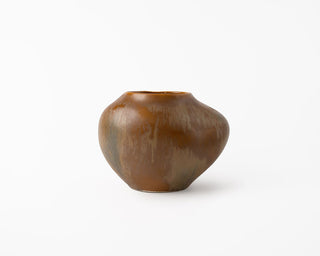 HAAND Large Pebble Vase – Handcrafted Porcelain Floral Vase