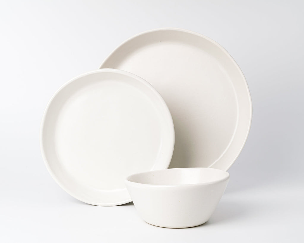 HAAND Skali Coupe 3-Piece Dinner Setting – Handcrafted Porcelain Place Setting