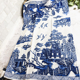 Chinoiserie Embroidered Dish Towels with Tassels – Blue & White Cotton Kitchen Towels
