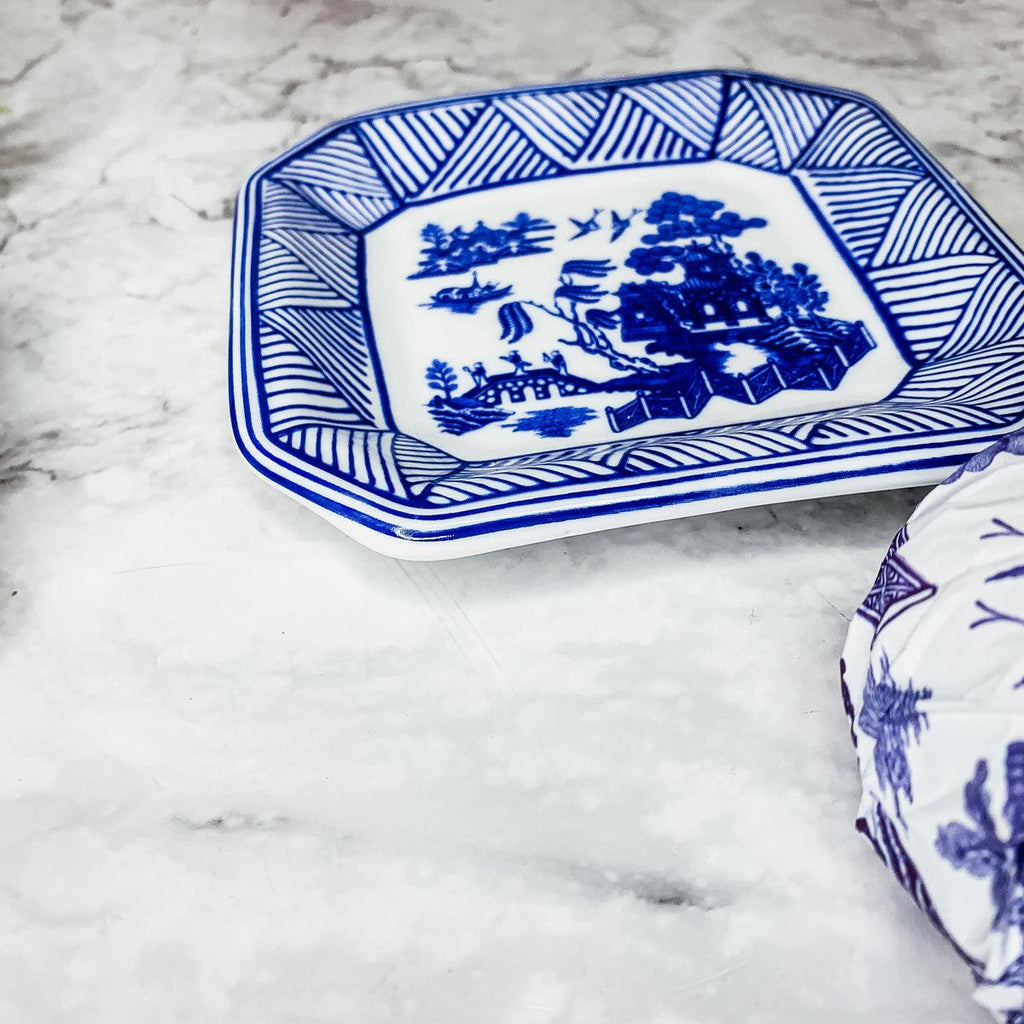 Chinoiserie Soap & Porcelain Dish Set – Blue Willow Sandalwood Gift Set