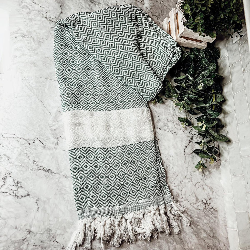 Haley Diamond Turkish Cotton Towel – Jacquard Diamond or Stripe Design (200 GSM)