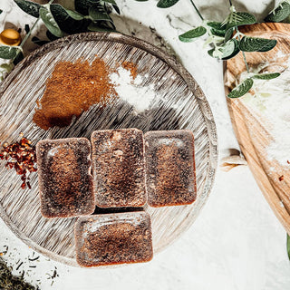 Natural XL Gingerbread Spiced Latte Wax Melts – Baby It’s Cold Collection (4 Cubes)