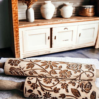 Embossed Rolling Pin Gift Set – Patterned Rolling Pin with Cookie Cutters (Box Style)