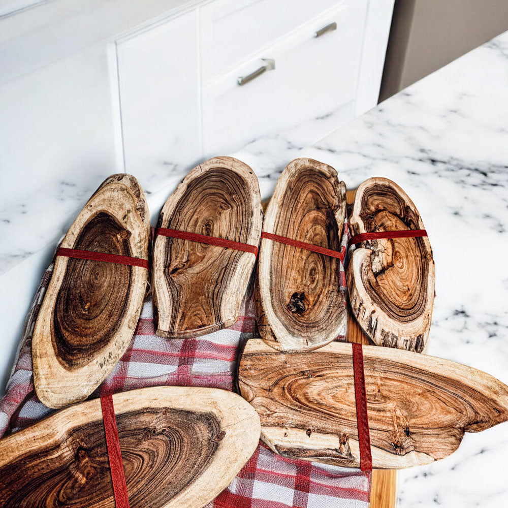 Holiday Charcuterie Board & Tartan Kitchen Towel Set – Merry or Joyful