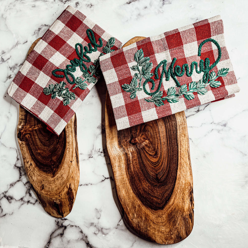 Holiday Charcuterie Board & Tartan Kitchen Towel Set – Merry or Joyful