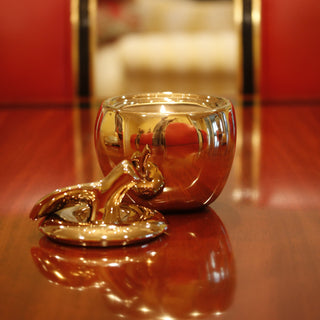 Gold Malus Apple Candle – Luxury Apple Fragrance Candle in Gold Finish