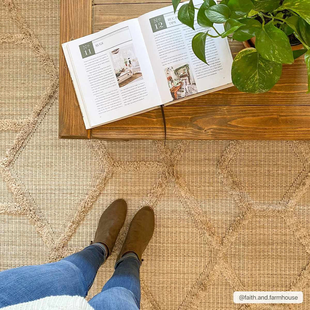 Malilinao Area Rug – Contemporary Soft Carpet for Living Room