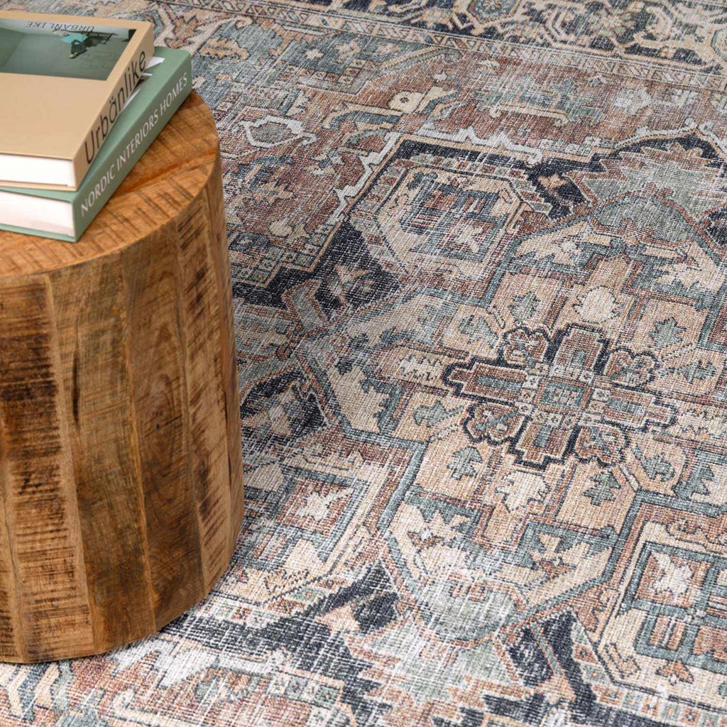 Green Nisa Tumble Dry Washable Rug – Easy Care Soft Area Carpet