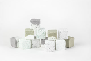 Earthy Shower Steamer Gift Box – Set of 12 Natural Shower Steamers for Men & Women