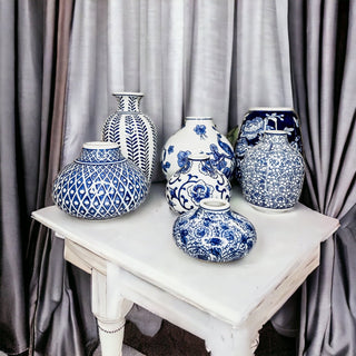 Samira Blue & White Chinoiserie Porcelain Vases – Hand-Painted Collection