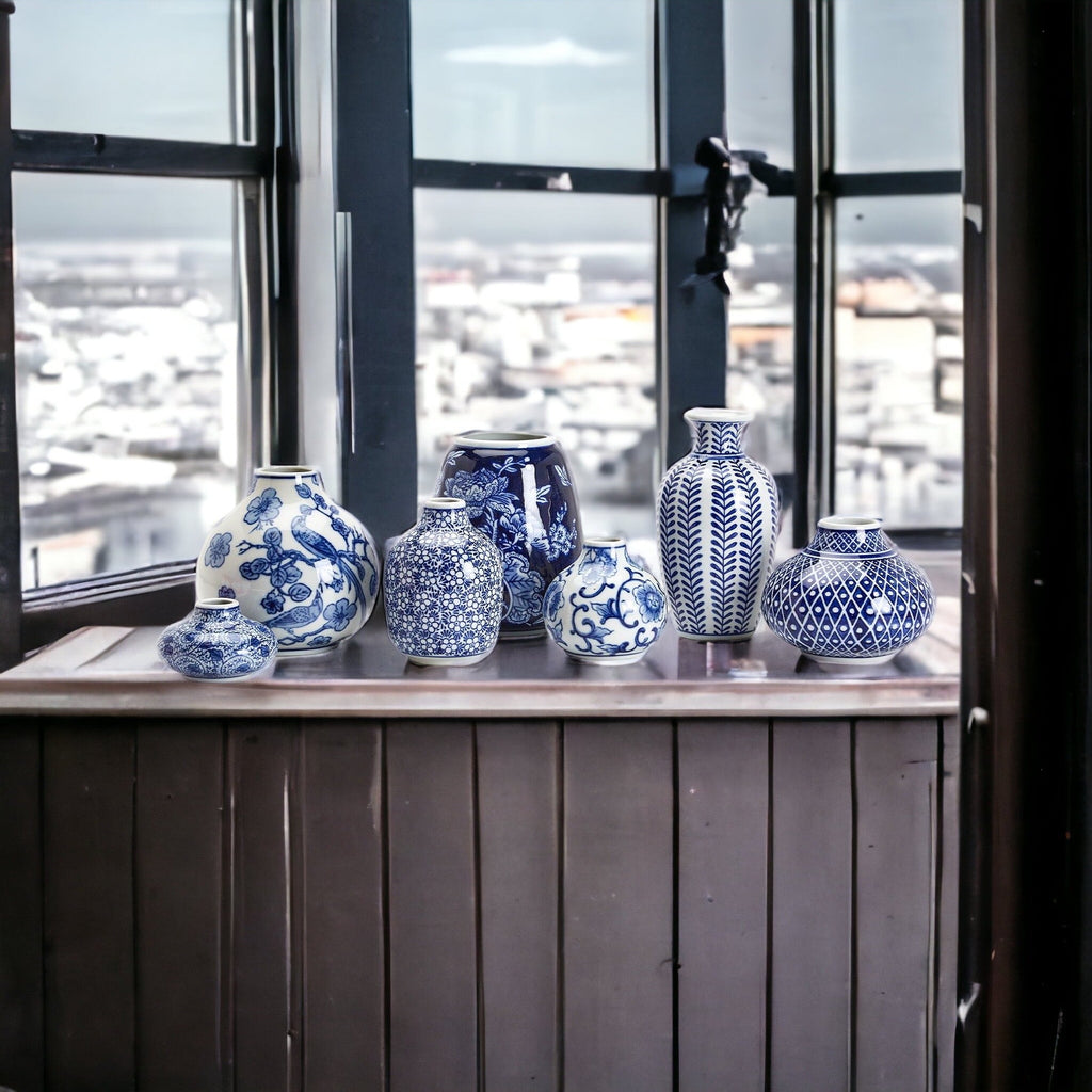 Samira Blue & White Chinoiserie Porcelain Vases – Hand-Painted Collection