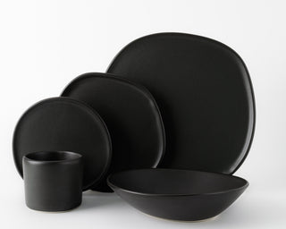 HAAND Ripple 5-Piece Dinner Setting – Handcrafted Porcelain Dinnerware Set