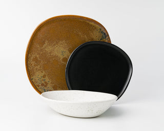 HAAND Ripple 3-Piece Dinner Setting – Handcrafted Porcelain Dinnerware Set