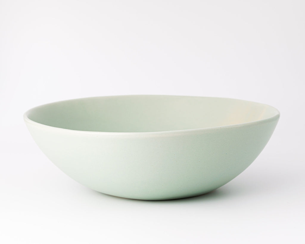 HAAND Fruit Bowl – Handcrafted Porcelain Serving Bowl