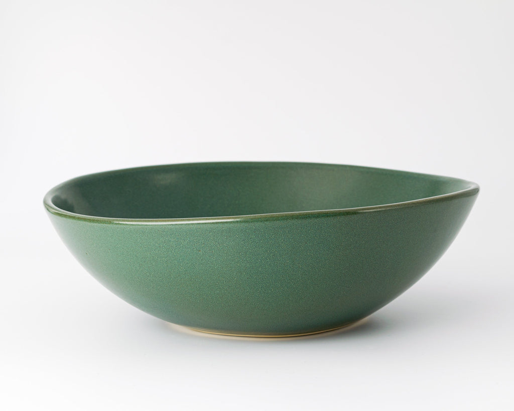 HAAND Fruit Bowl – Handcrafted Porcelain Serving Bowl