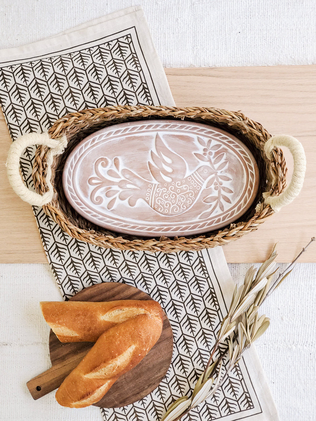 Bread Warmer & Basket Gift Set with Tea Towel - Bird Oval