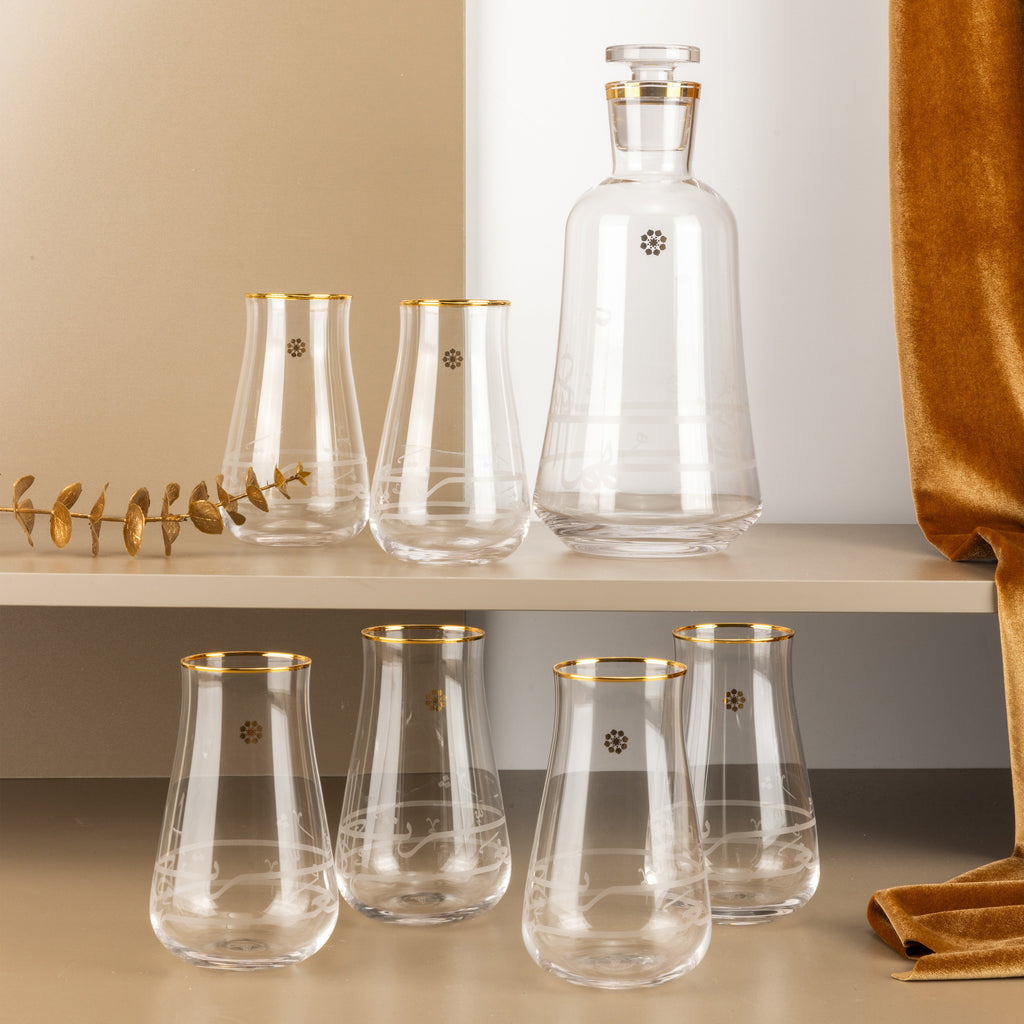 Mirral- Jug with 6 Tall glass cups - Gold