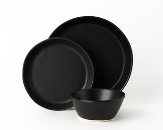 HAAND Skali Coupe 3-Piece Dinner Setting – Handcrafted Porcelain Place Setting