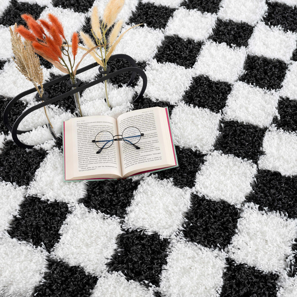 Atira Black White Checkered Area Rug – Modern Patterned Washable Carpet