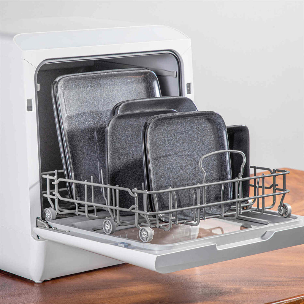 Stern 16 Piece Stoneware Dinnerware Set – Service for 4