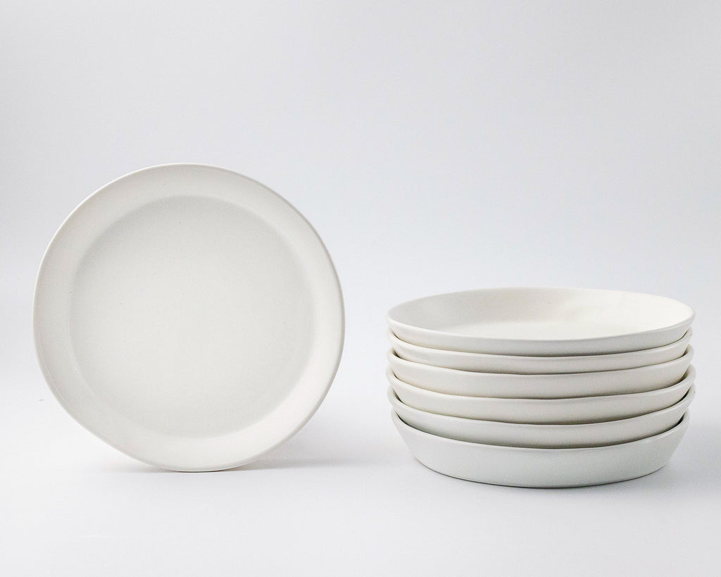HAAND Skali Salad Coupe Plate – Handcrafted Porcelain Salad Plate