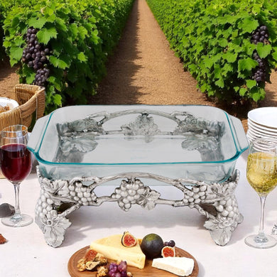 Elevated Grape Pyrex Holder 3-Qt | Elegant Table Décor & Serving Accent
